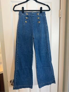 High-Rise Wide-Leg Jeans with Decorative Buttons - Blue